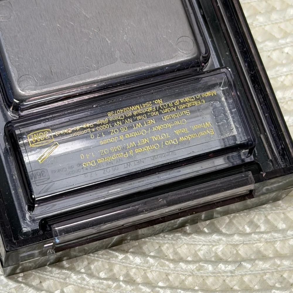 Elizabeth Arden brand elizabeth